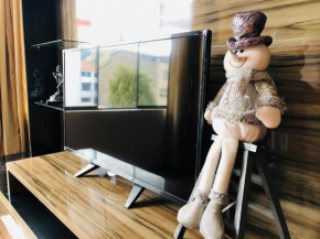 Alice Apartment III